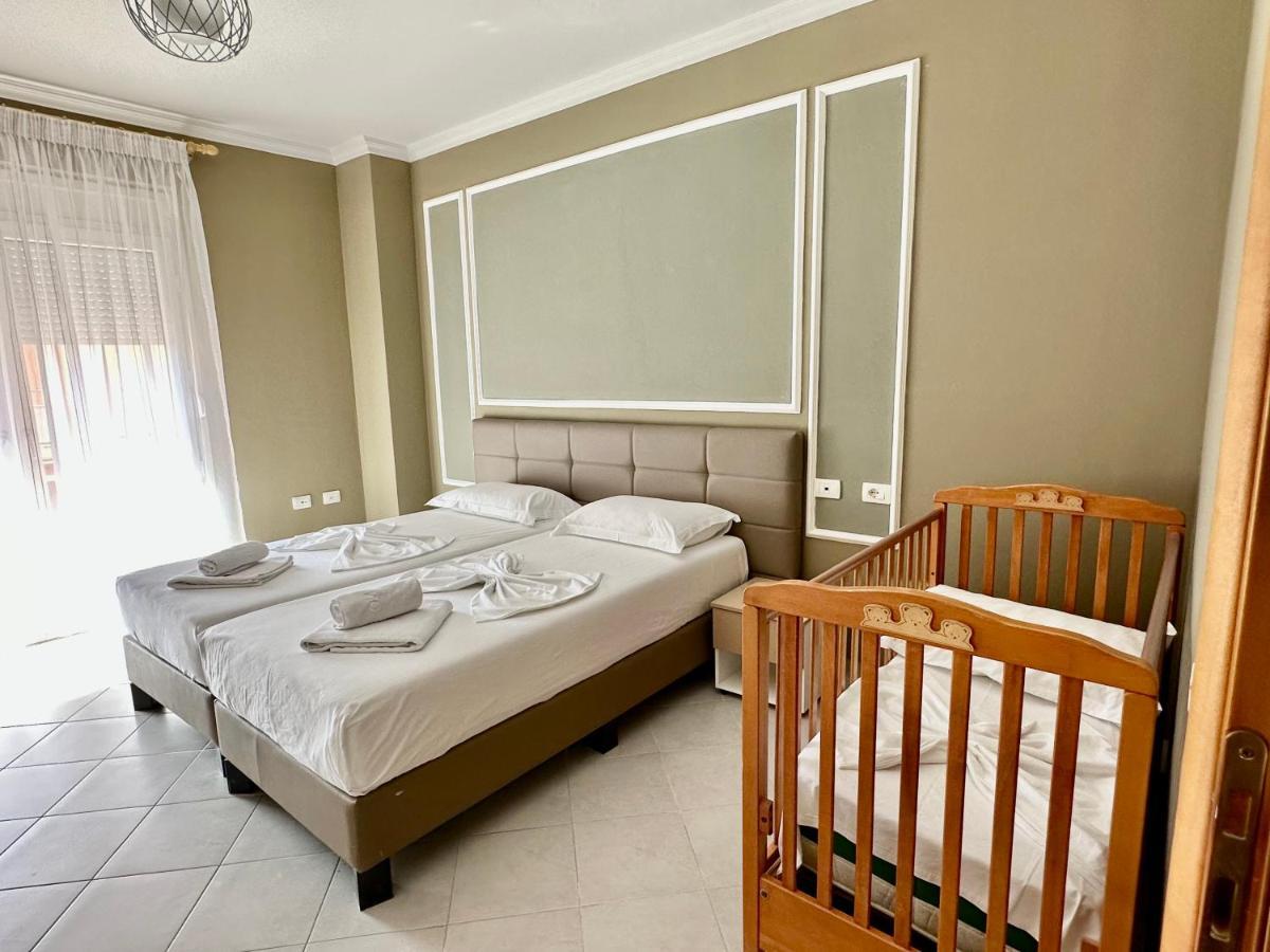 Family Suite Residence Avlonya Dış mekan fotoğraf