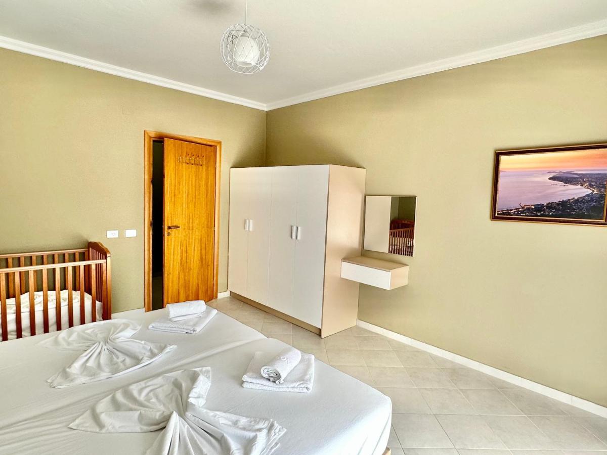 Family Suite Residence Avlonya Dış mekan fotoğraf