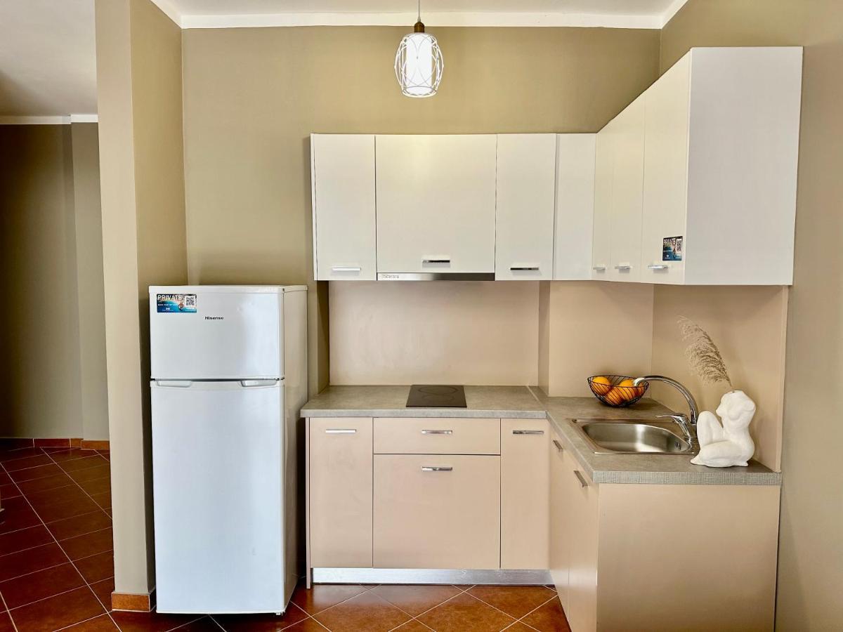Family Suite Residence Avlonya Dış mekan fotoğraf