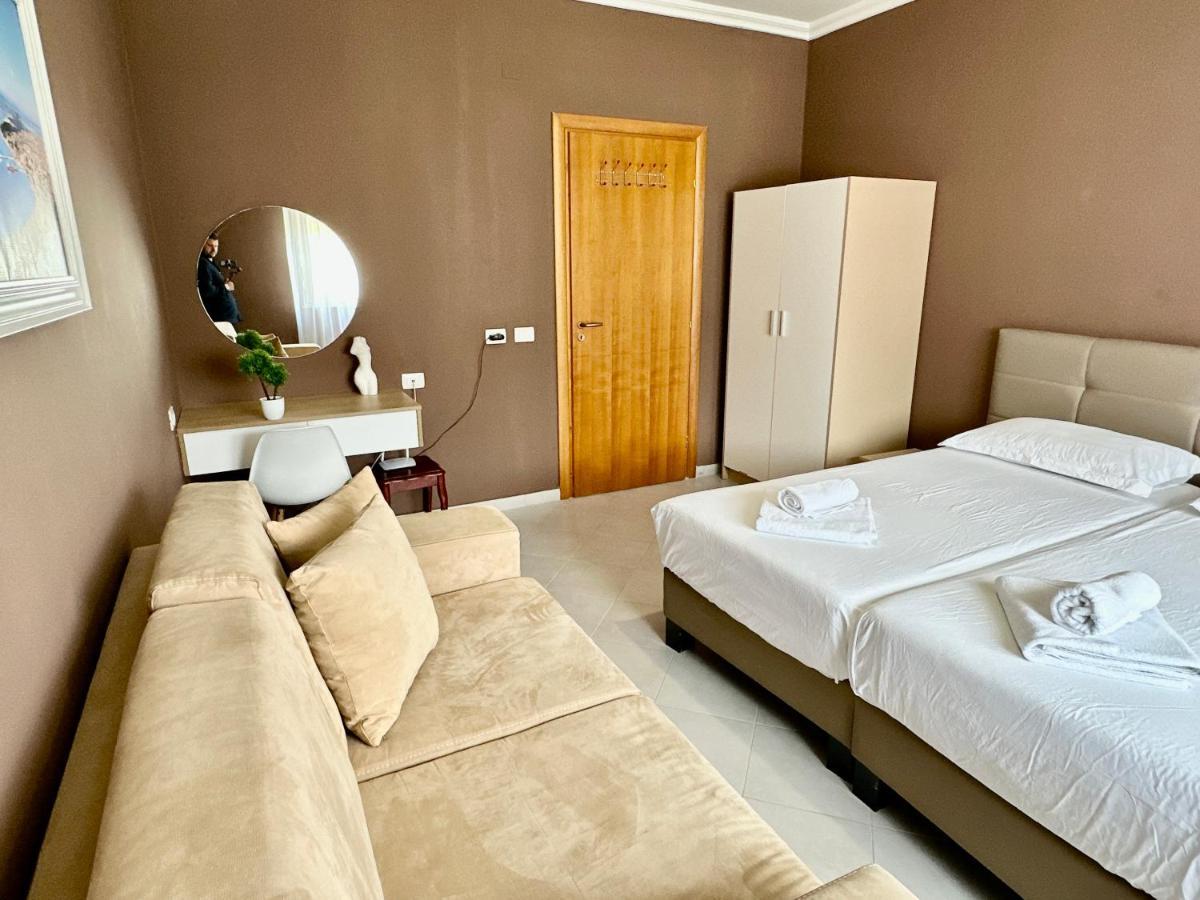Family Suite Residence Avlonya Dış mekan fotoğraf