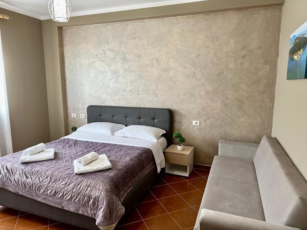 Family Suite Residence Avlonya Dış mekan fotoğraf